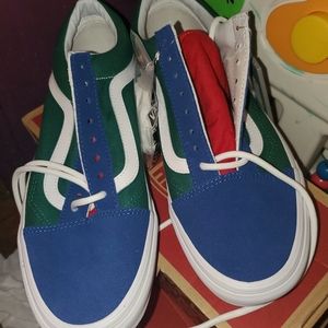Vans side 9.  5unisex sneaker